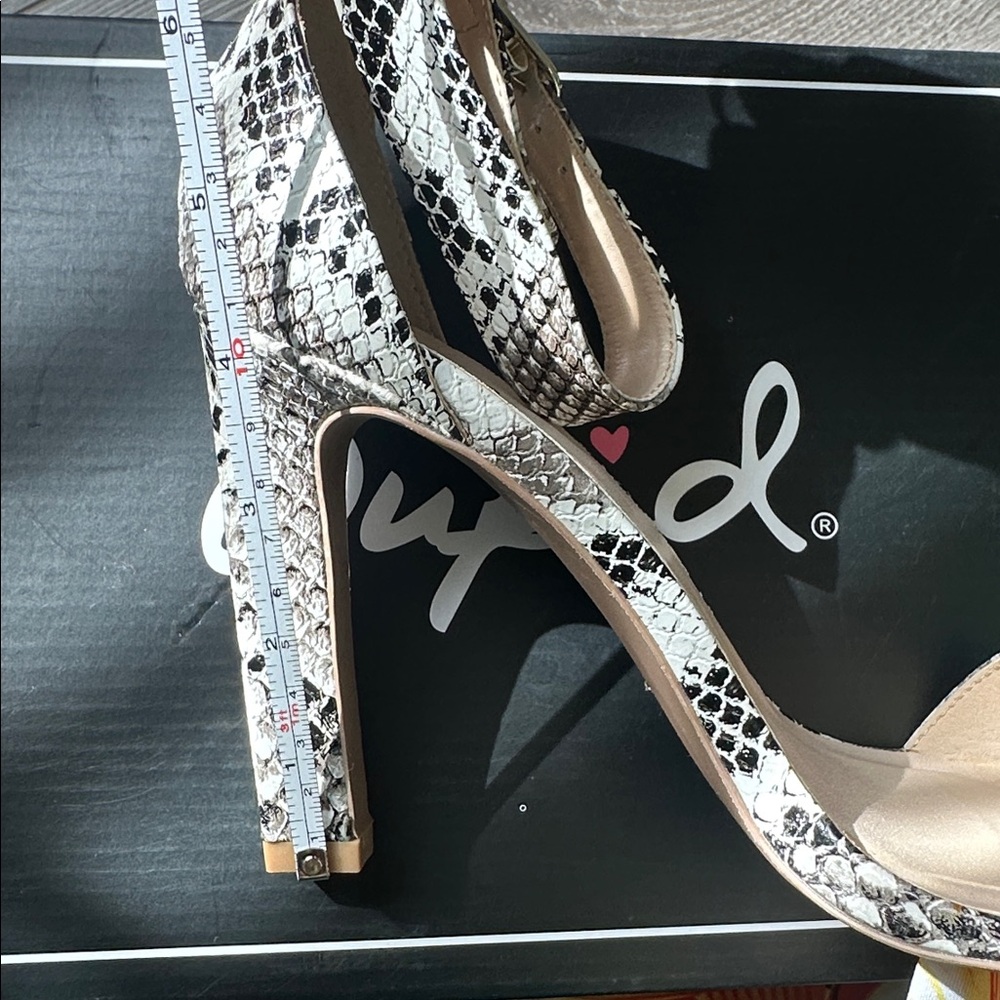 Qupid Black and White Snakeskin Heels - Picture 5 of 5